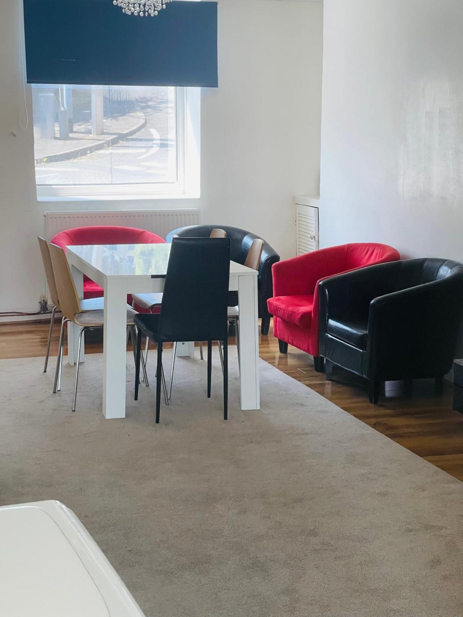 Apartamento Single Bed In A Peaceful House In Morriston Exterior foto